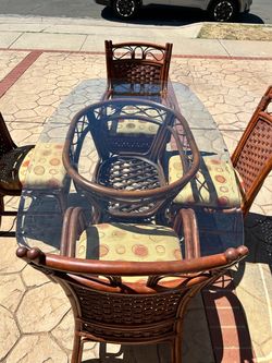 Vintage Rattan Dining Set - Glass Table + 5 Chairs