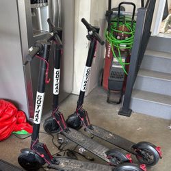 GOTRAX ELECTRIC SCOOTERS 