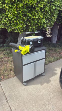 Free ryobi blower (no battery) tool box and tool storage bench.