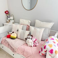 Twin trundle bed with drawers & two matching night stands