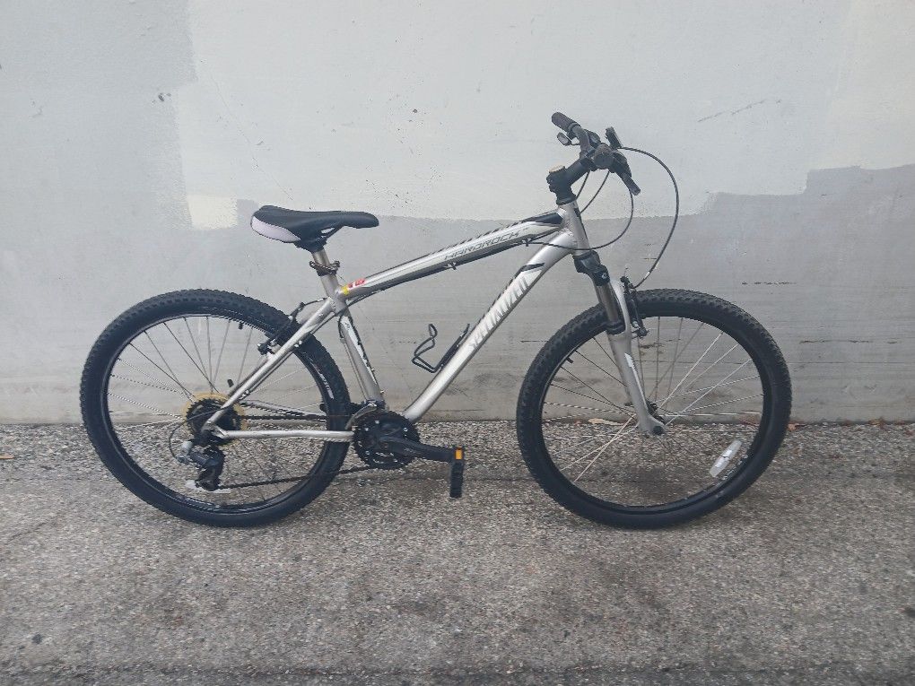 Men's 26" Aluminum Trek Hardrock Se Mountain Bike