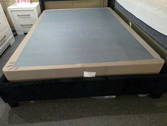 BRAND NEW QUEEN BOX SPRING