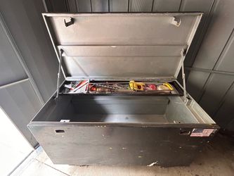 Iron heavy duty tool box