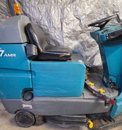 Tenant T7 Robotic Floor Scrubber