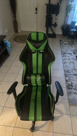 Gaming Chair (Green & Black)