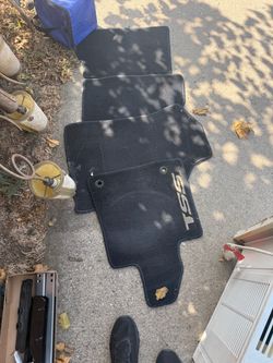 Tundra floor mats