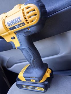 DeWalt 20V Max Cordless Drill with Battery