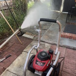 Honda Pressure Washer Pressure Cleaner Power Washer Power Cleaner 2700 Psi/2.3  Gpm 