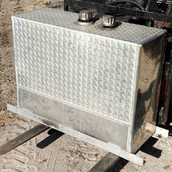 Diamond Plate Aluminum Hydraulic Oil Reservoir Tank - 50 Gallon