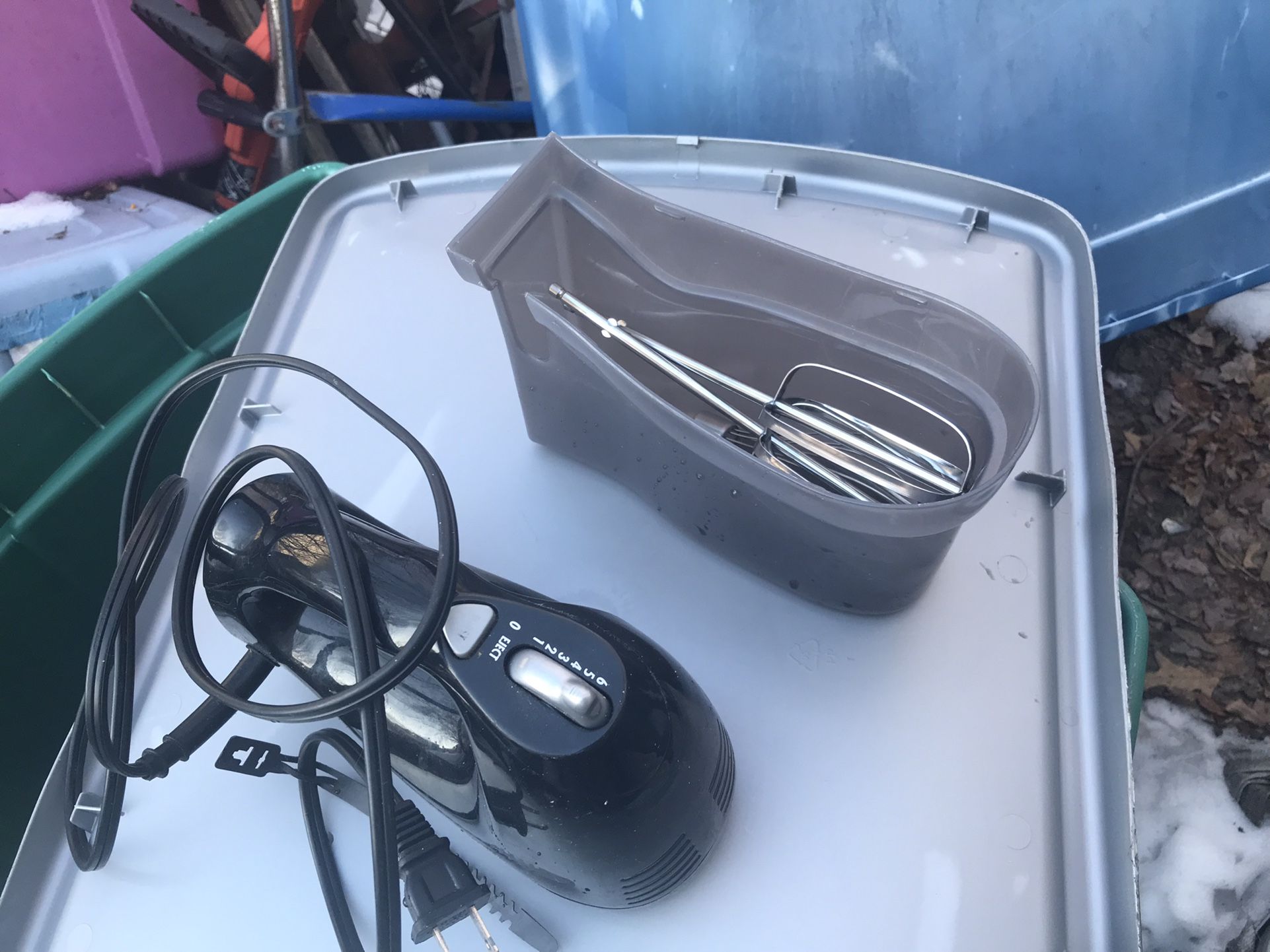 Very Nice Electric Mixer Only $15 See All Pictures