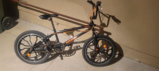 Mongoose freestyle bike used conditions