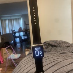 APPLE WATCH SERIES 3 