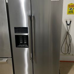 Refrigerator KithcenAid Side By Side 