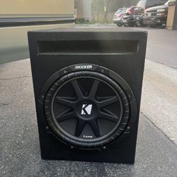 KICKER SUBWOOFER
