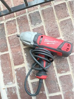 Milwaukee 9070-20 1/2" Impact Wrench with Rocker Switch and Detent Pin