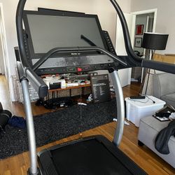 Treadmill - Nordictrack X22i