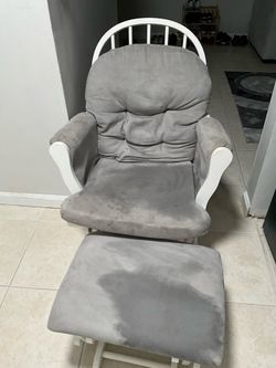Rocking Chair Nursery for Breastfeeding