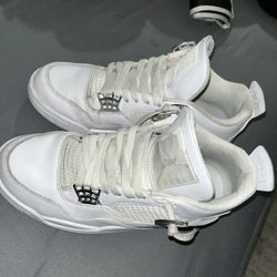 “Pure Money” Jordan 4s 2017 All White