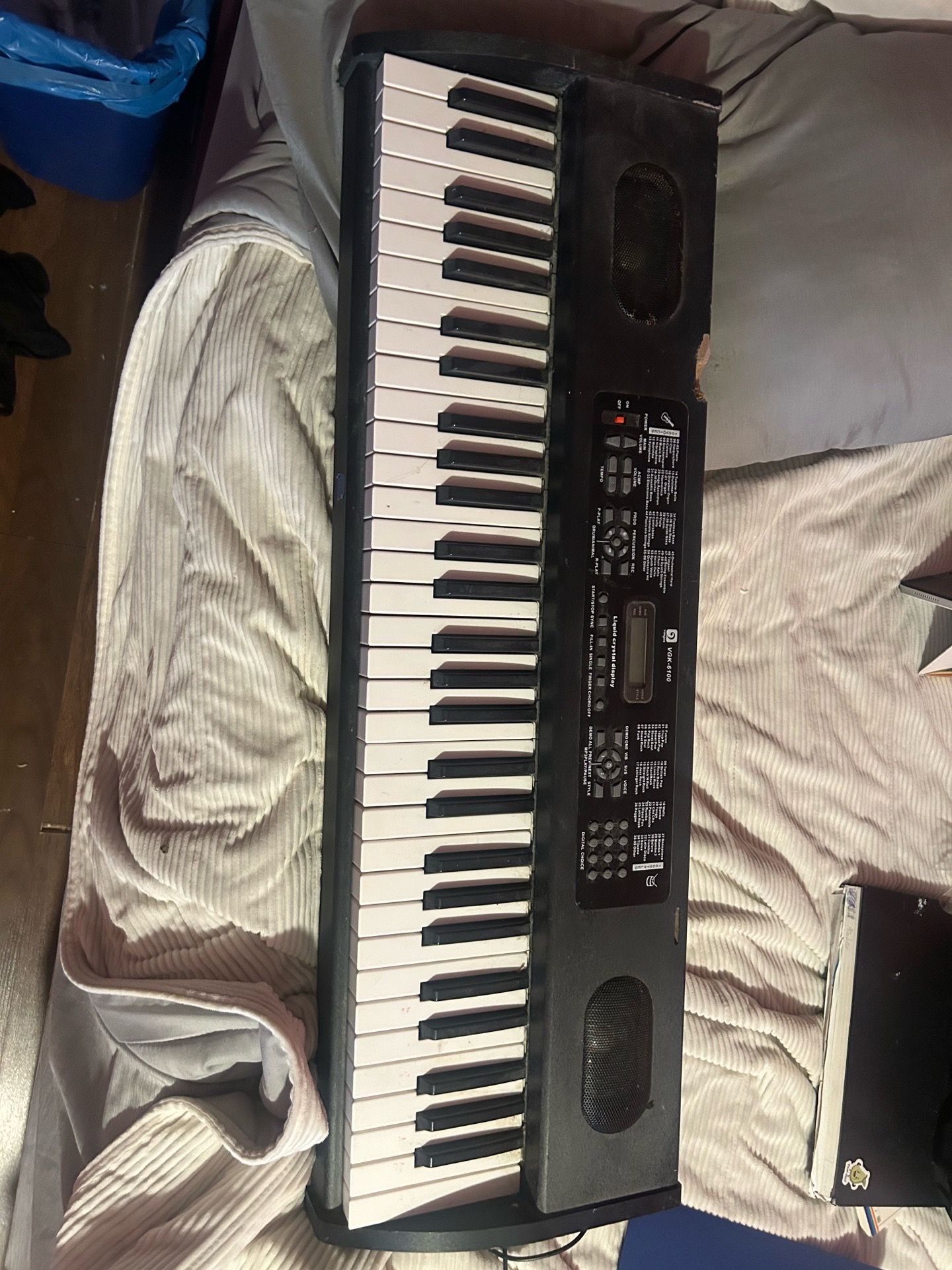 Electric keyboard