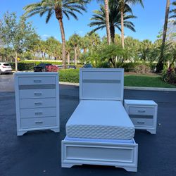 BEAUTIFUL SET TWIN W BOX + MATTRESS / CHEST & NIGHTSTAND - BY COASTER FINE FURNITURE - EXCELLENT CONDITION - Delivery Available