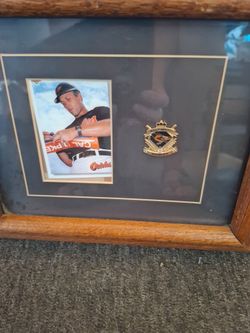 CAL RIPKIN FRAMED BASEBALL CARD AND PIN