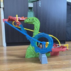 Thomas And Friends Motorized Ride Set W/figures