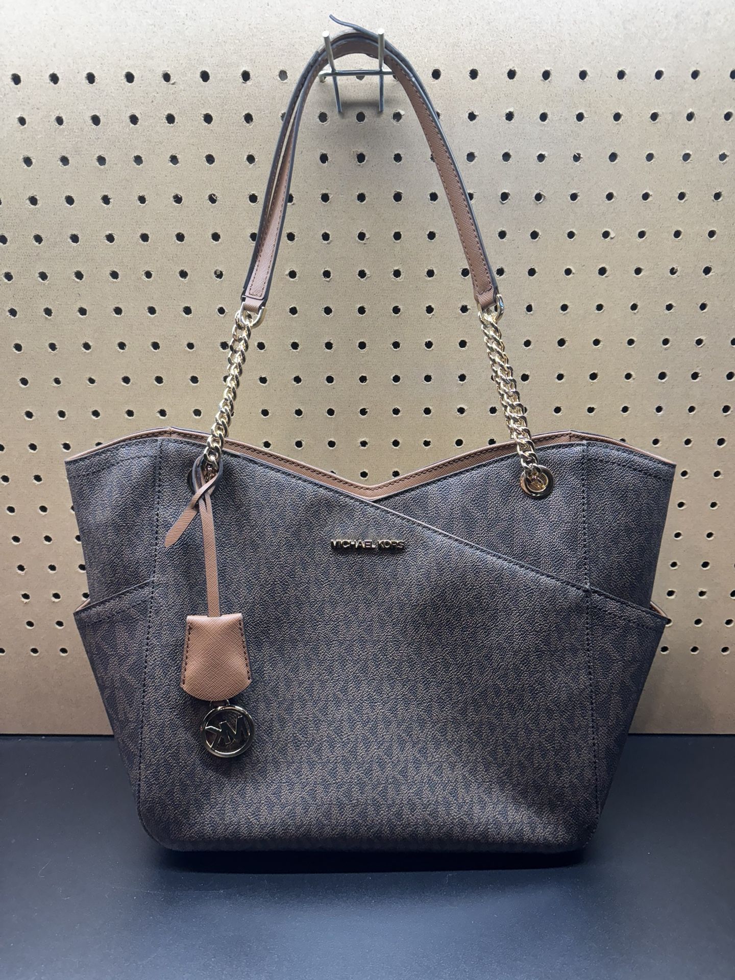 Michael Kors Jet Set Large Logo Shoulder Bag