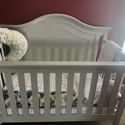 Baby Crib (Off White)