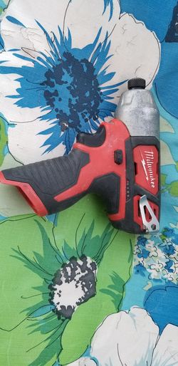 ilwaukee M12 1/4 Inch Hex Shank 12 Volt Lithium Ion Cordless  (Bare Tool)