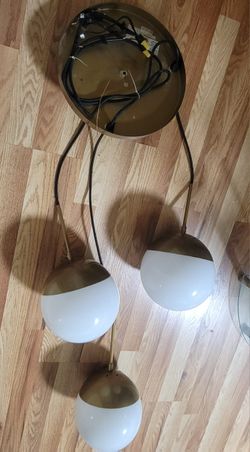 3 Bulb Light Pendant