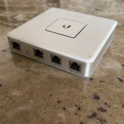 Ubiquiti Unifi Security Gateway Router (USG)