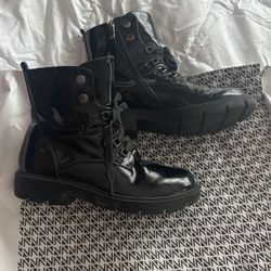 Mat star -martin. Bots for Woman.Size 10,5