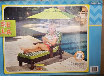 NEW Child Chaise With Umbrella