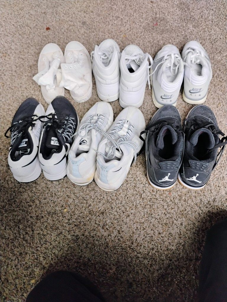 Men's Athletic Shoes Size 10.