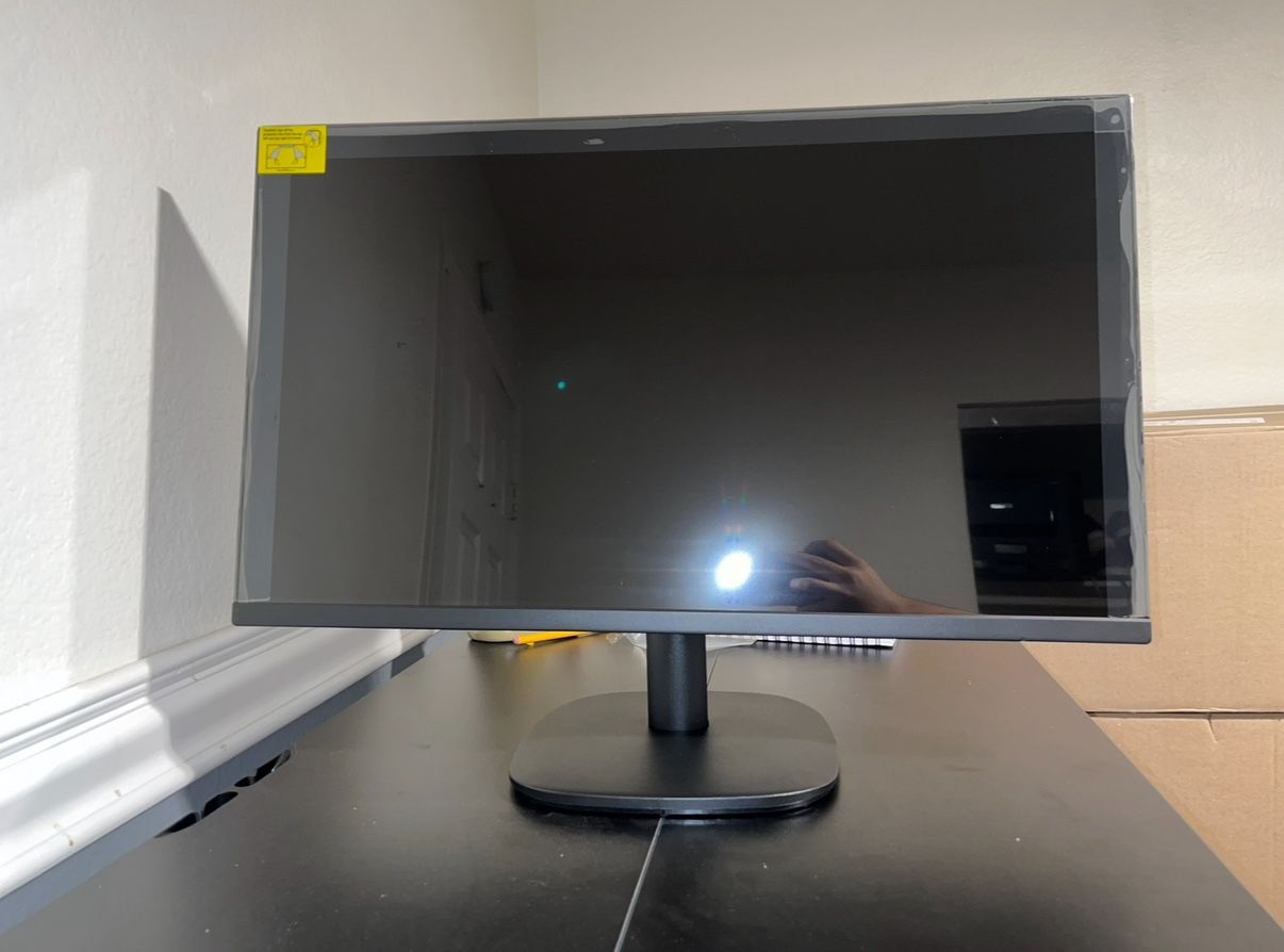 27 inch Computer Monitor