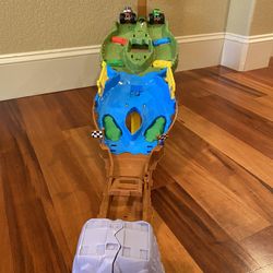 Hot Wheels Monster Trucks 