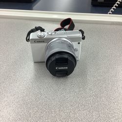 Canon EOS M200