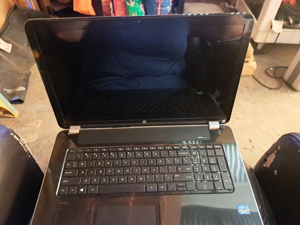 HP Pavillion Laptop 15.6" Windows 8