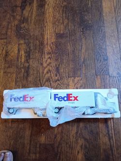 Tonkin replicas FedEx freight 1:53 diecast semi two trailers