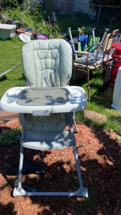 Graco hi chair. Pick up. E. Side. Tat