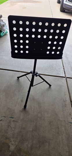 Music stand