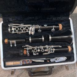 Yamaha Clarinet 