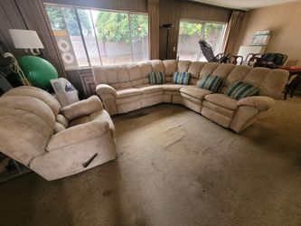 Couch set