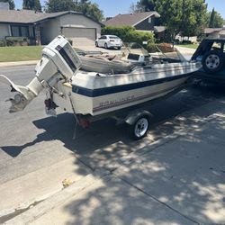 Bay Liner Capri Motor Forcé 50 H.P 