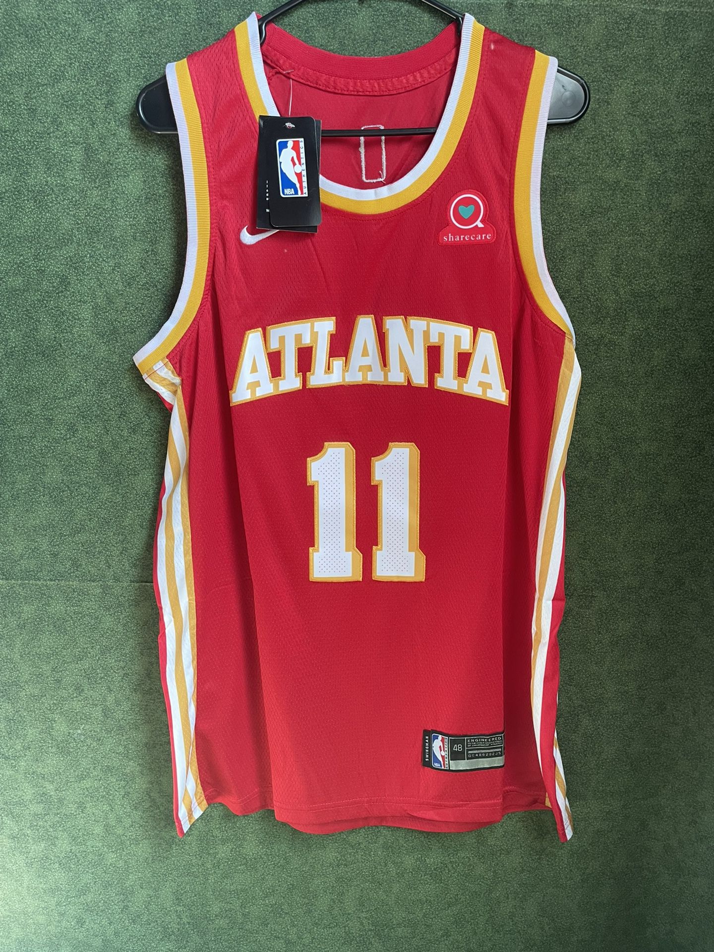 TRAE YOUNG ATLANTA HAWKS NIKE JERSEY BRAND NEW WITH TAGS SIZE LARGE