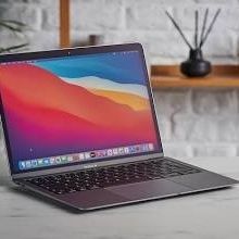 Apple MacBook Air M1 Laptop