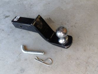 Hitch 2 Inch Ball 2 Inch Receiver w Pin Lightly Used  6000 Lb Curt