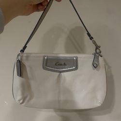  vintage coach wristlet 