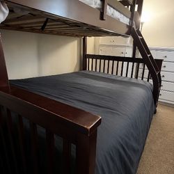 Twin And Full Bunk Bed Mattress Not Included 2 Big Drawers Under 