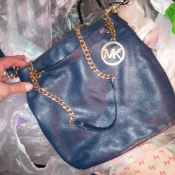 Michael kors purse